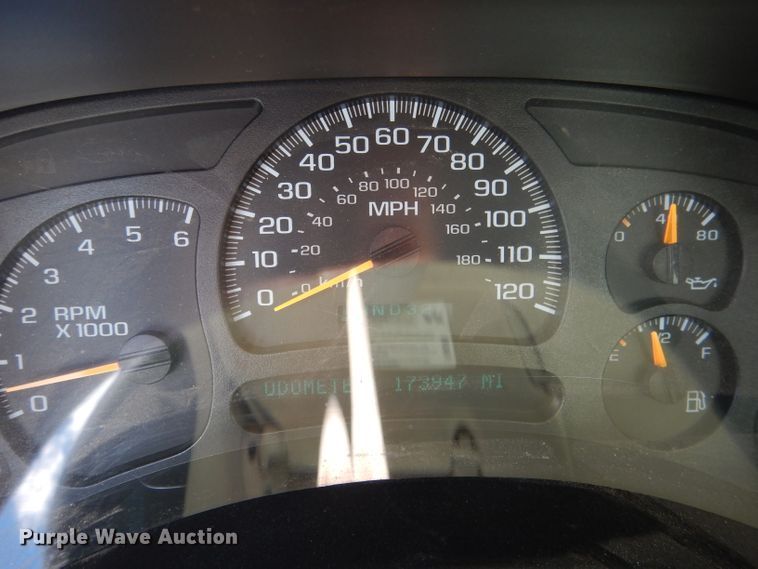 image for item DG5998 2005 GMC Sierra 1500  pickup truck