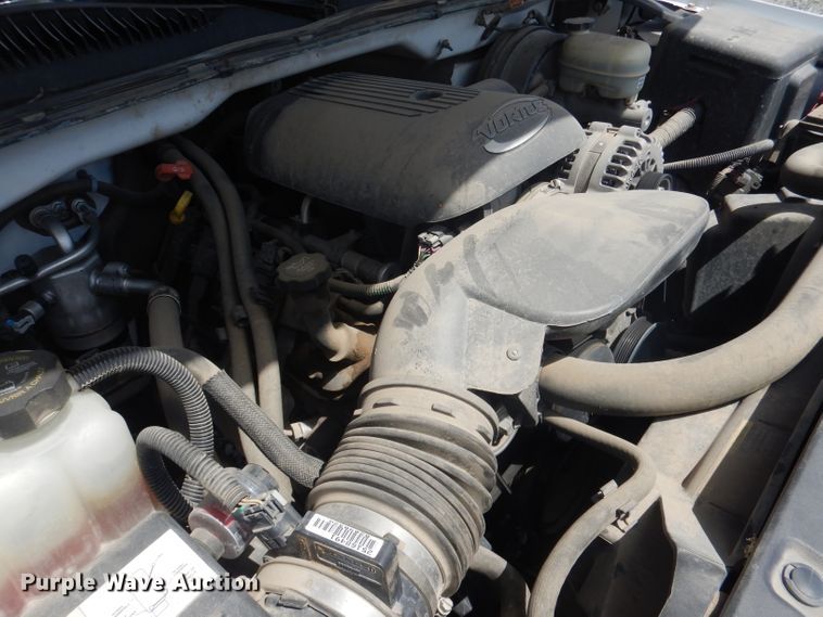 image for item DG5998 2005 GMC Sierra 1500  pickup truck