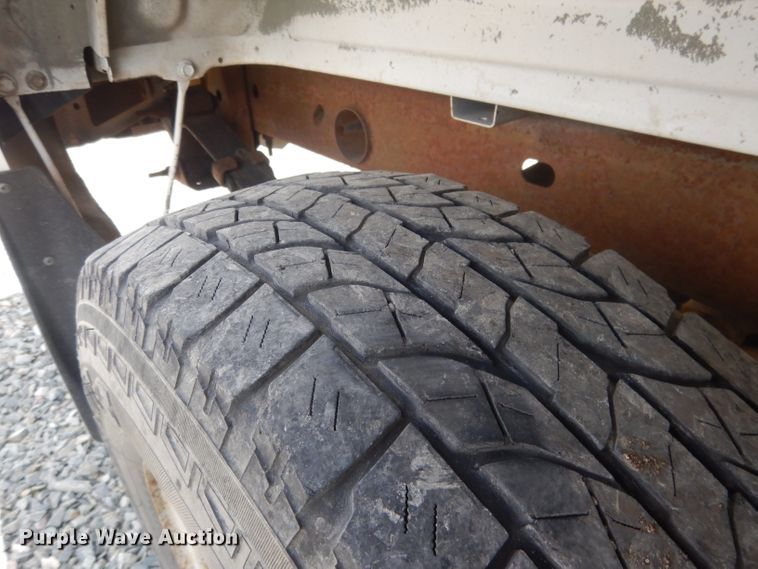 image for item DG5998 2005 GMC Sierra 1500  pickup truck