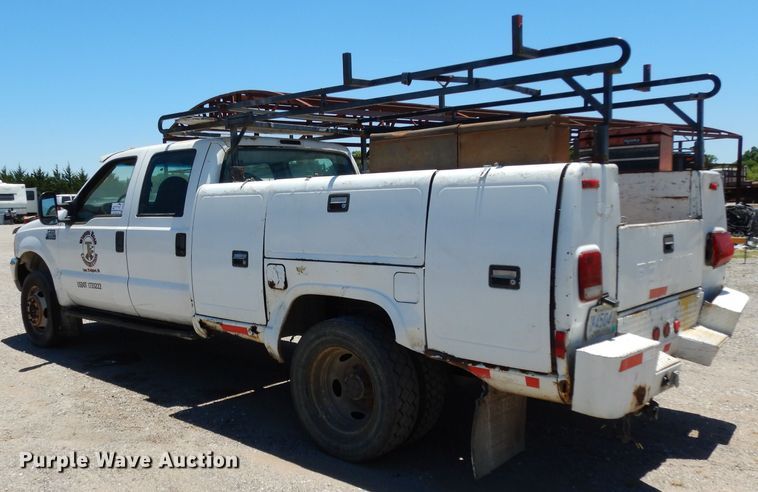 image for item DG6798 2000 Ford F550 Super Duty  utility bed truck