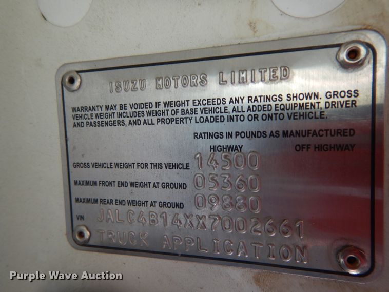 image for item DG6801 1999 Isuzu NPR  flatbed truck