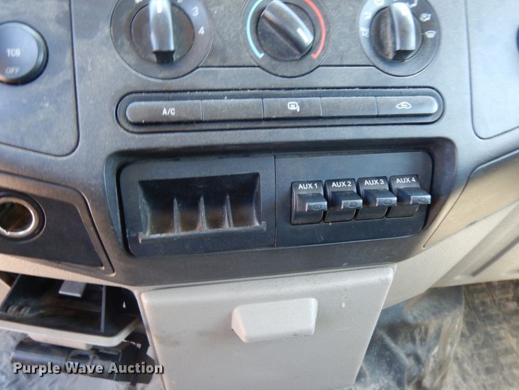 image for item DG6802 2008 Ford F450 Super Duty  flatbed truck