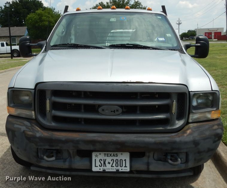 image for item DG6806 2002 Ford F350 Super Duty  flatbed pickup truck