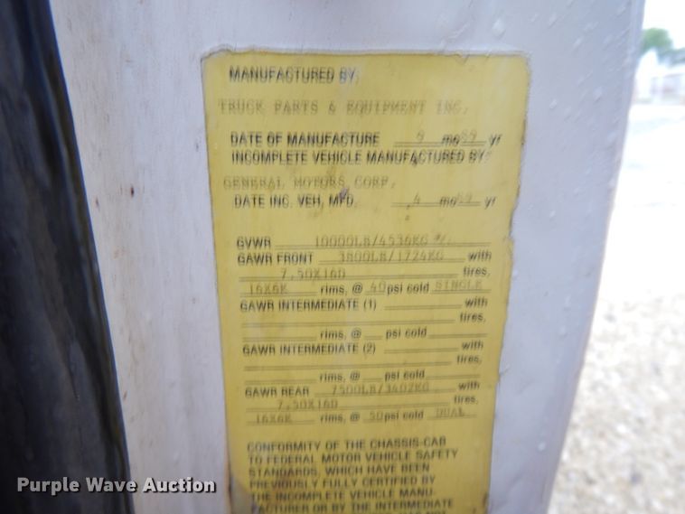 image for item DG7836 1989 GMC R3500  tow truck