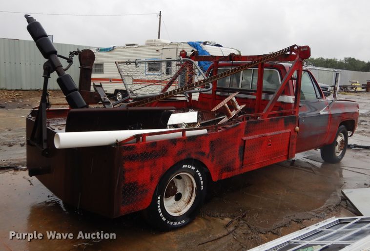 image for item DG7837 1975 GMC  tow truck