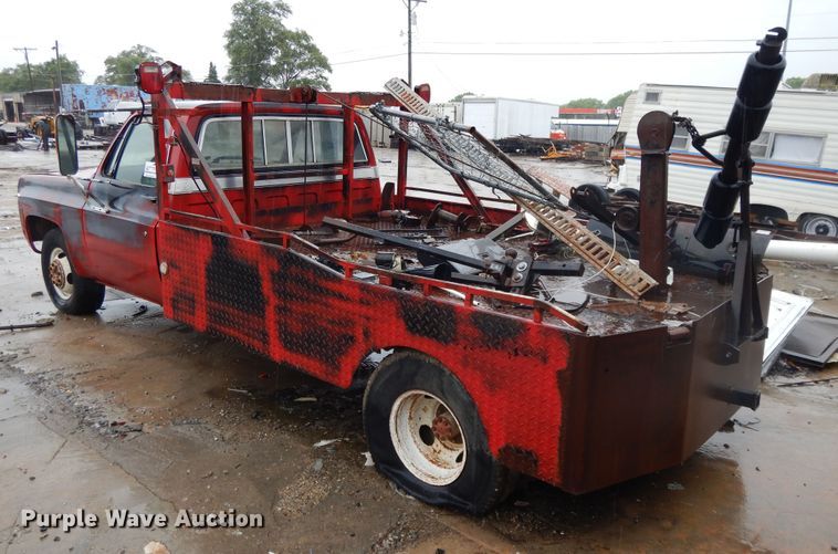 image for item DG7837 1975 GMC  tow truck