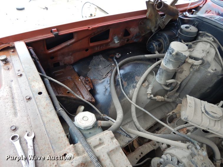 image for item DG7837 1975 GMC  tow truck