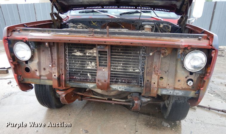 image for item DG7837 1975 GMC  tow truck