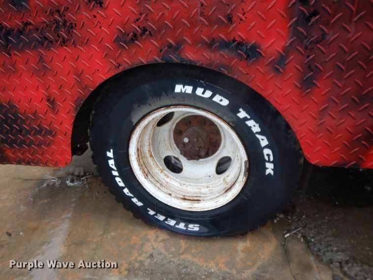 image for item DG7837 1975 GMC  tow truck