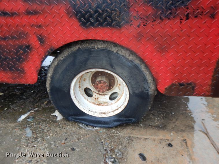 image for item DG7837 1975 GMC  tow truck