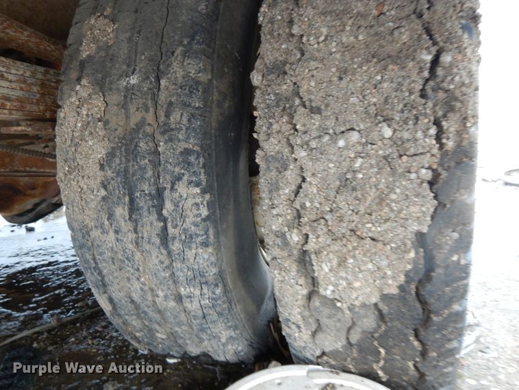 image for item DG7837 1975 GMC  tow truck