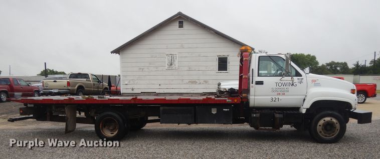 image for item DG7838 2002 Chevrolet C6500  rollback truck