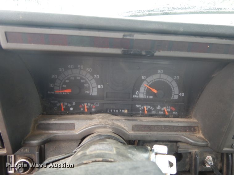 image for item DG7838 2002 Chevrolet C6500  rollback truck