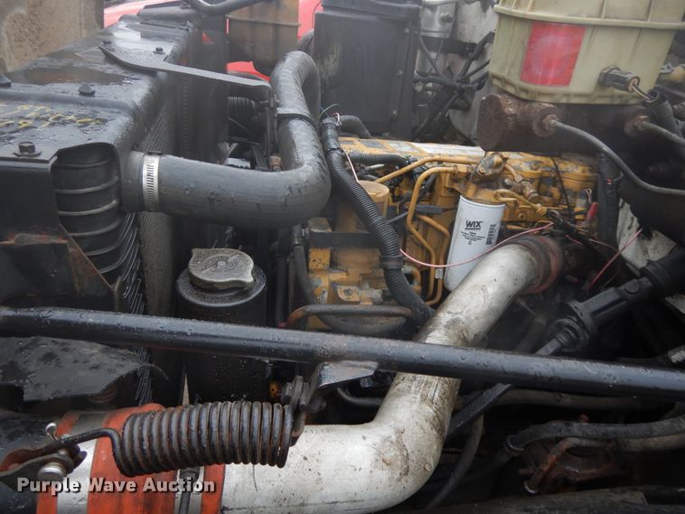 image for item DG7838 2002 Chevrolet C6500  rollback truck