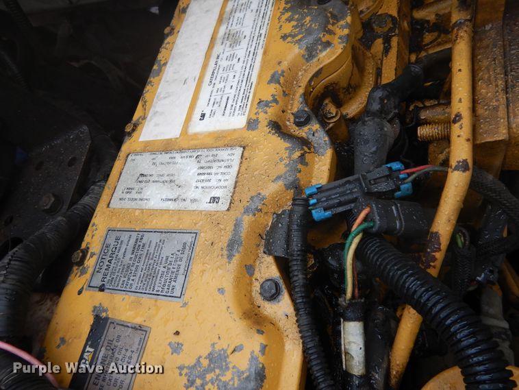 image for item DG7838 2002 Chevrolet C6500  rollback truck