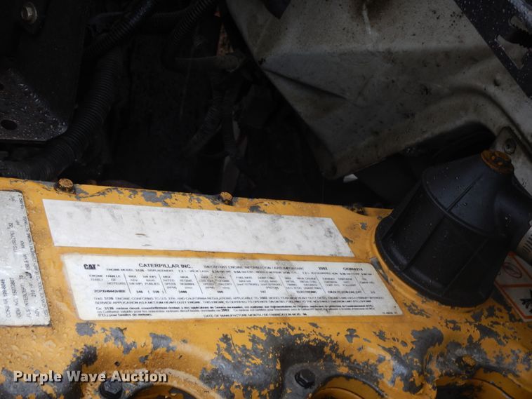 image for item DG7838 2002 Chevrolet C6500  rollback truck