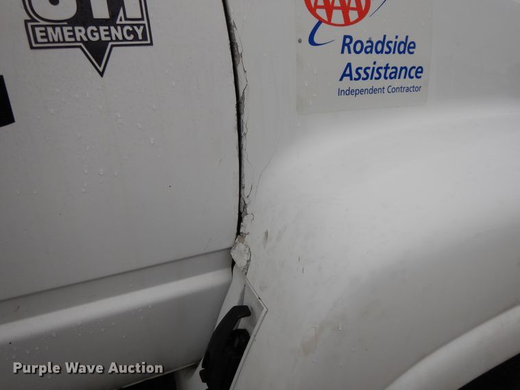 image for item DG7838 2002 Chevrolet C6500  rollback truck