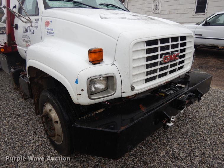 image for item DG7838 2002 Chevrolet C6500  rollback truck