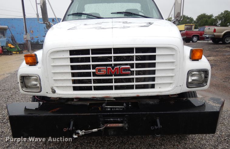 image for item DG7838 2002 Chevrolet C6500  rollback truck