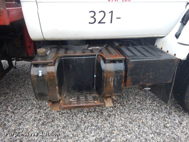 image for item DG7838 2002 Chevrolet C6500  rollback truck