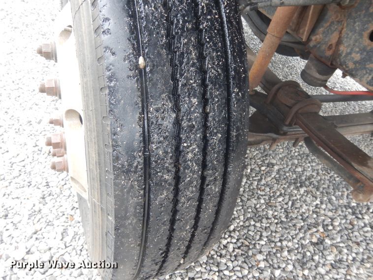 image for item DG7838 2002 Chevrolet C6500  rollback truck