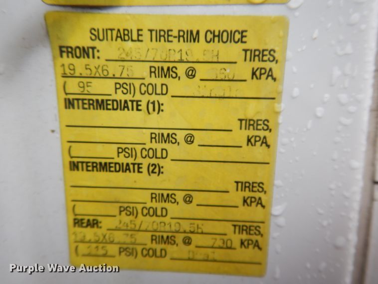 image for item DG7838 2002 Chevrolet C6500  rollback truck