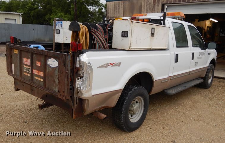 image for item DG7839 1999 Ford F250 Super Duty  Crew Cab pickup truck