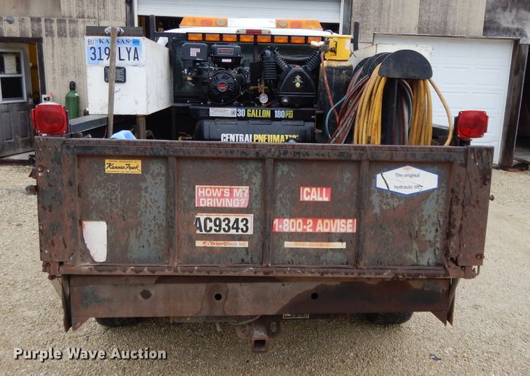 image for item DG7839 1999 Ford F250 Super Duty  Crew Cab pickup truck