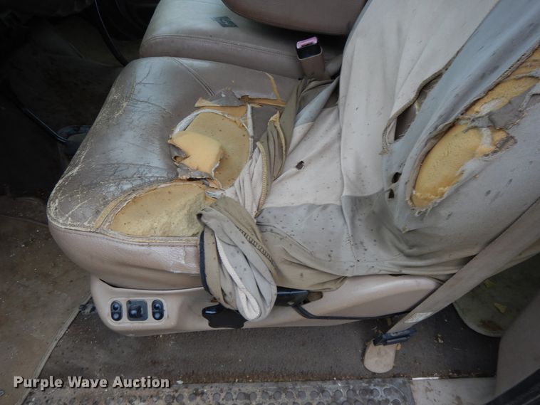 image for item DG7839 1999 Ford F250 Super Duty  Crew Cab pickup truck