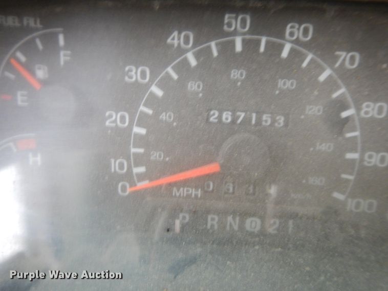 image for item DG7839 1999 Ford F250 Super Duty  Crew Cab pickup truck