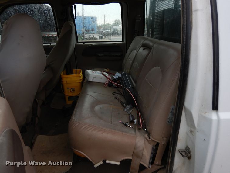 image for item DG7839 1999 Ford F250 Super Duty  Crew Cab pickup truck