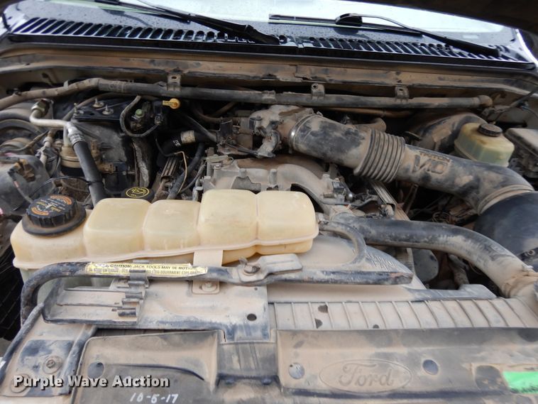 image for item DG7839 1999 Ford F250 Super Duty  Crew Cab pickup truck