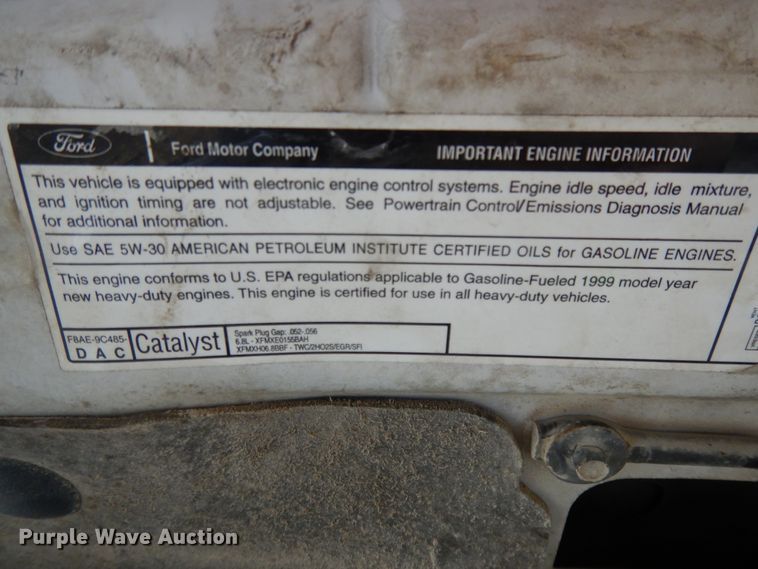 image for item DG7839 1999 Ford F250 Super Duty  Crew Cab pickup truck