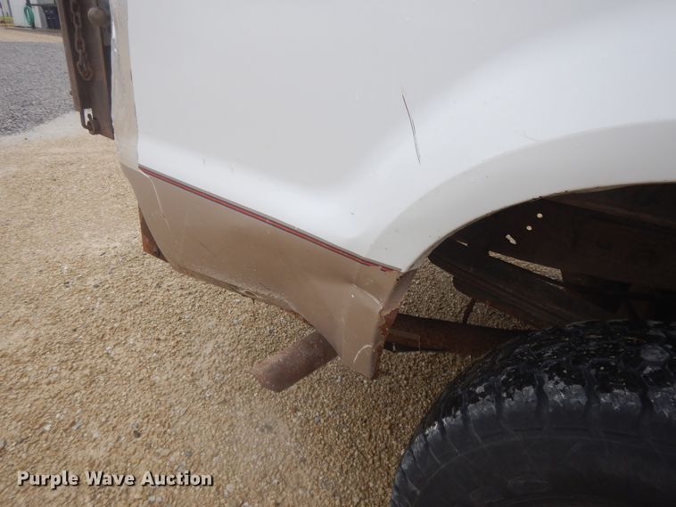 image for item DG7839 1999 Ford F250 Super Duty  Crew Cab pickup truck