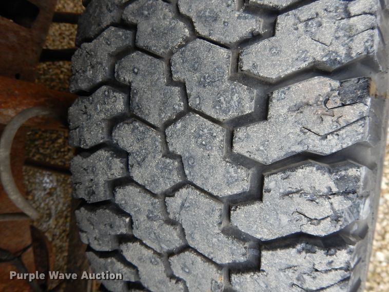 image for item DG7839 1999 Ford F250 Super Duty  Crew Cab pickup truck