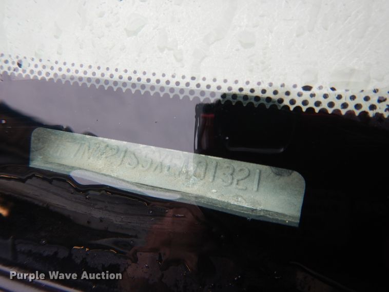 image for item DG7839 1999 Ford F250 Super Duty  Crew Cab pickup truck