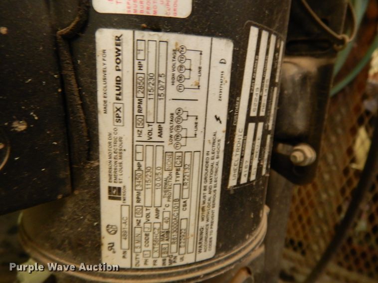 image for item DG7840 Snap On FLR338A automotive lift