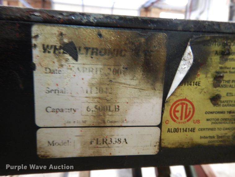 image for item DG7840 Snap On FLR338A automotive lift