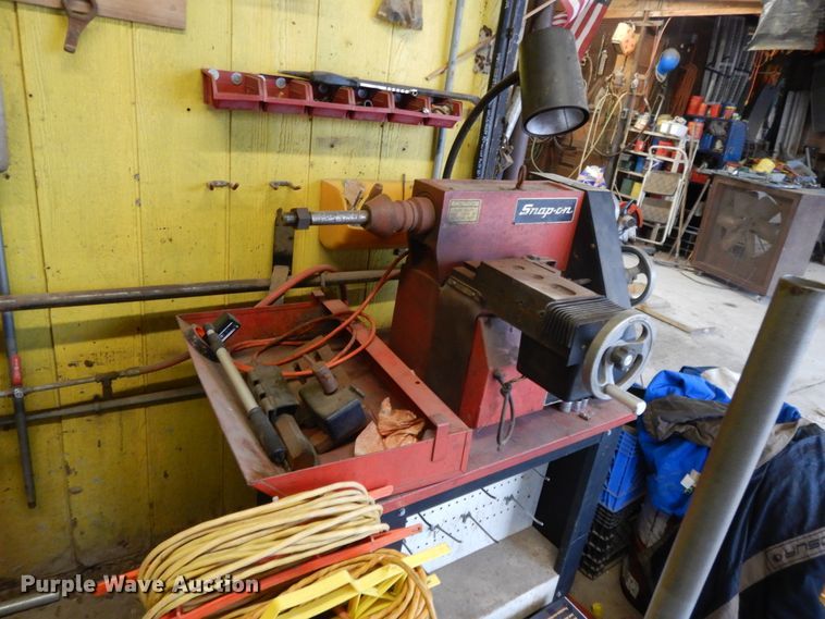 image for item DG7841 Snap On 102 drum lathe