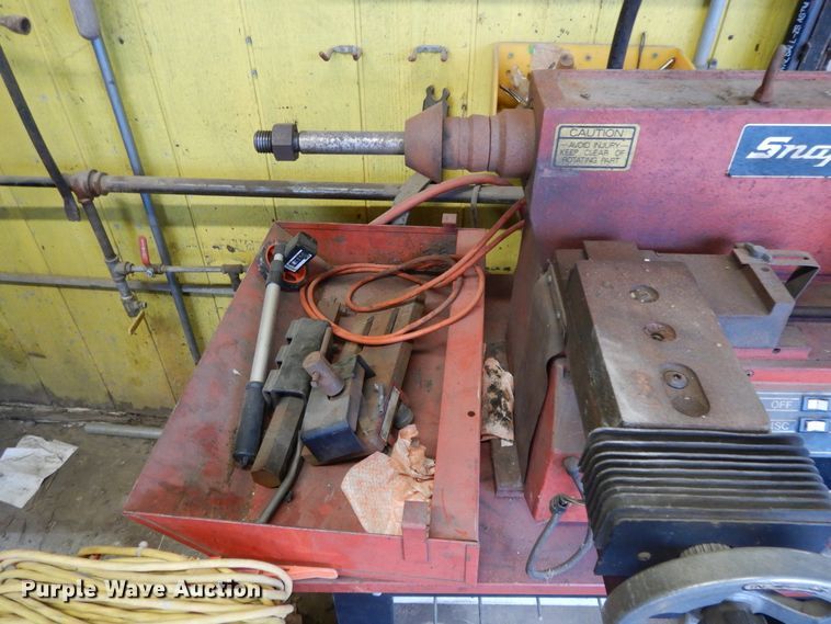 image for item DG7841 Snap On 102 drum lathe