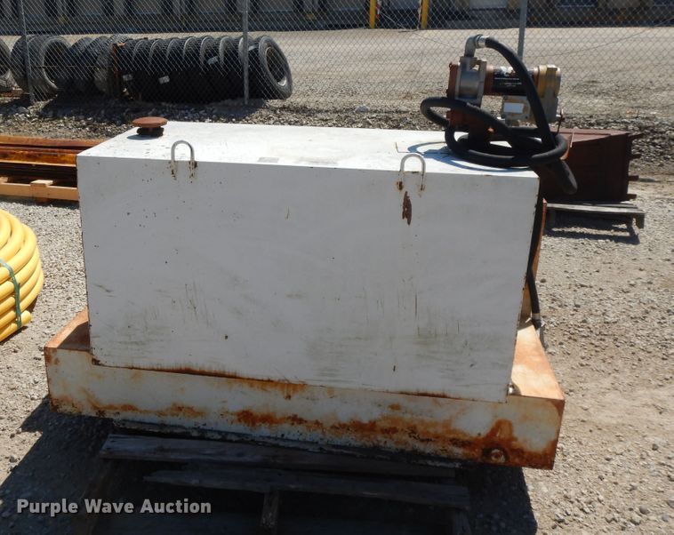 image for item DG7849 (2) auxiliary fuel tanks