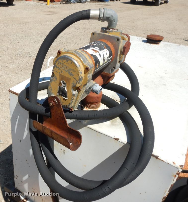 image for item DG7849 (2) auxiliary fuel tanks