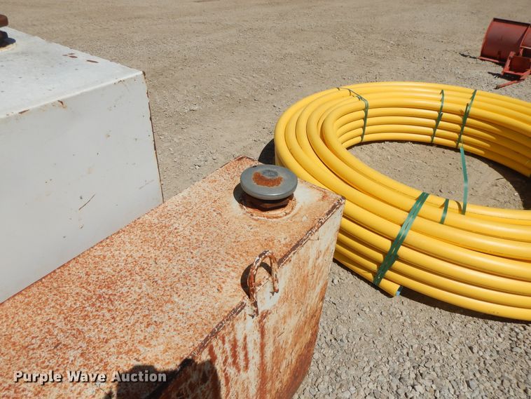 image for item DG7849 (2) auxiliary fuel tanks