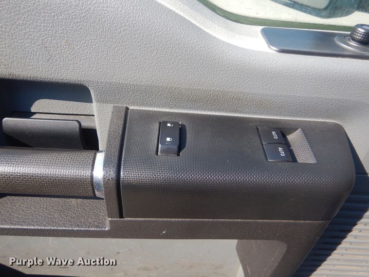 image for item DG8629 2015 Ford F250 Super Duty  SuperCab pickup truck