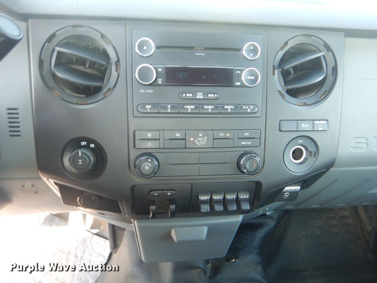 image for item DG8629 2015 Ford F250 Super Duty  SuperCab pickup truck