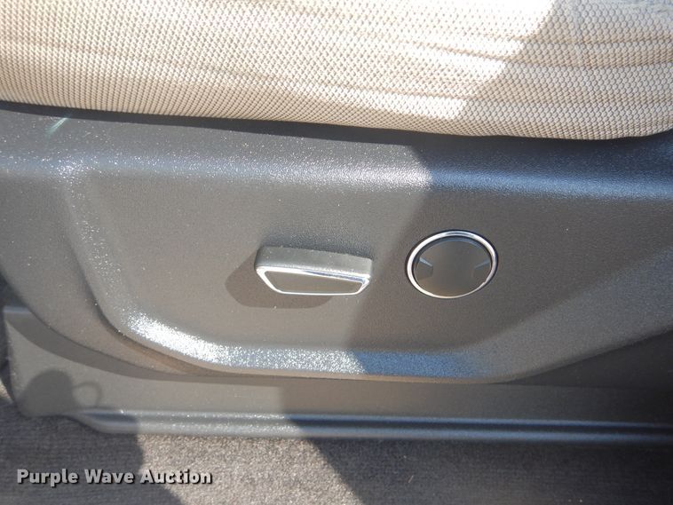 image for item DG8630 2015 Ford F150  SuperCrew pickup truck