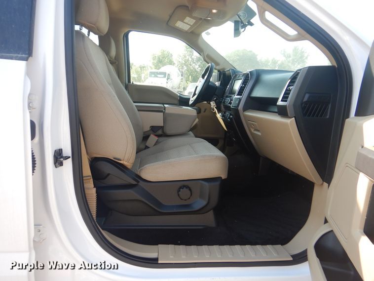 image for item DG8630 2015 Ford F150  SuperCrew pickup truck