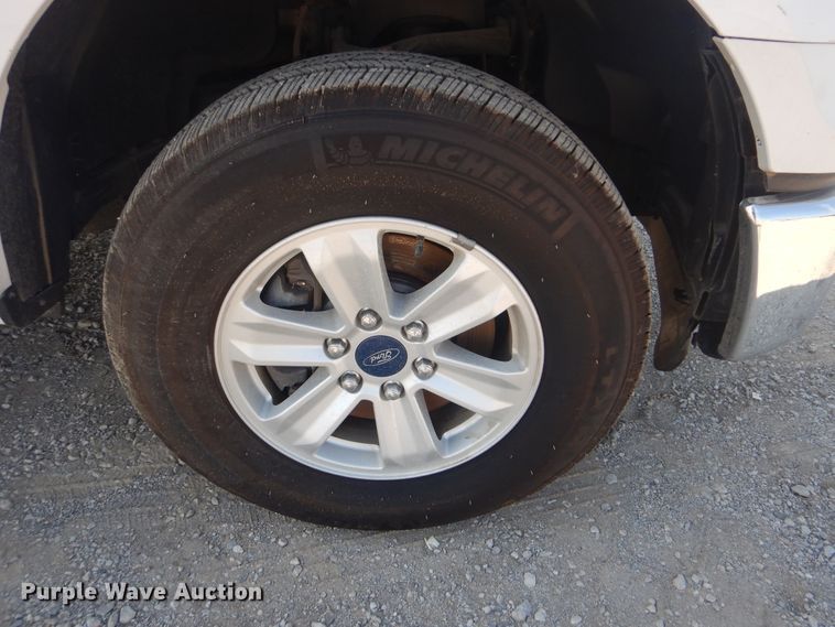 image for item DG8630 2015 Ford F150  SuperCrew pickup truck