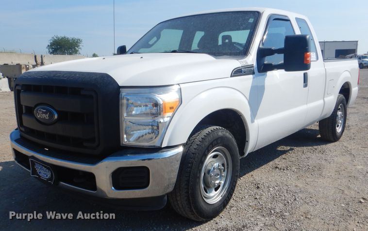 image for item DG8631 2015 Ford F250 Super Duty  SuperCab pickup truck