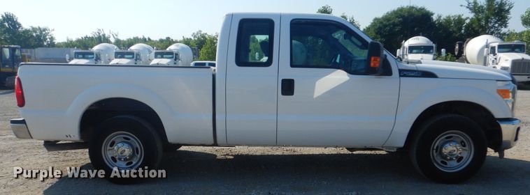 image for item DG8631 2015 Ford F250 Super Duty  SuperCab pickup truck